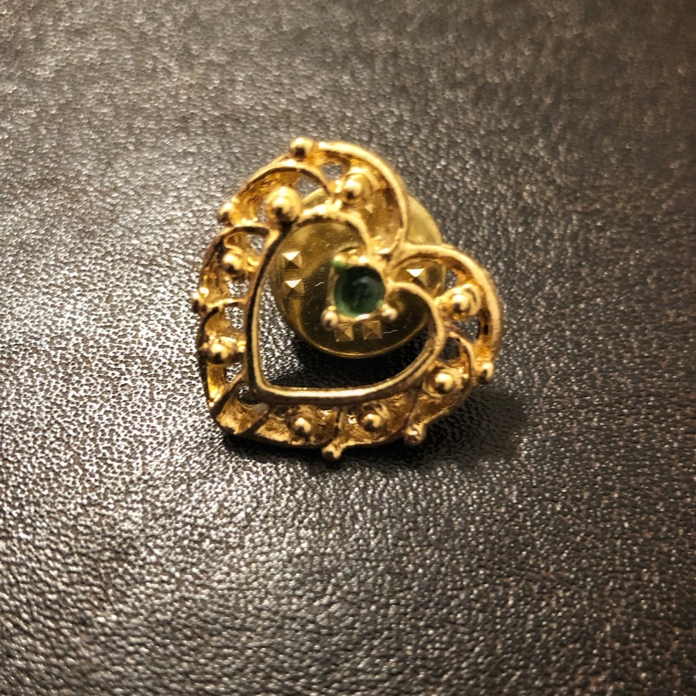 Emerald Pin